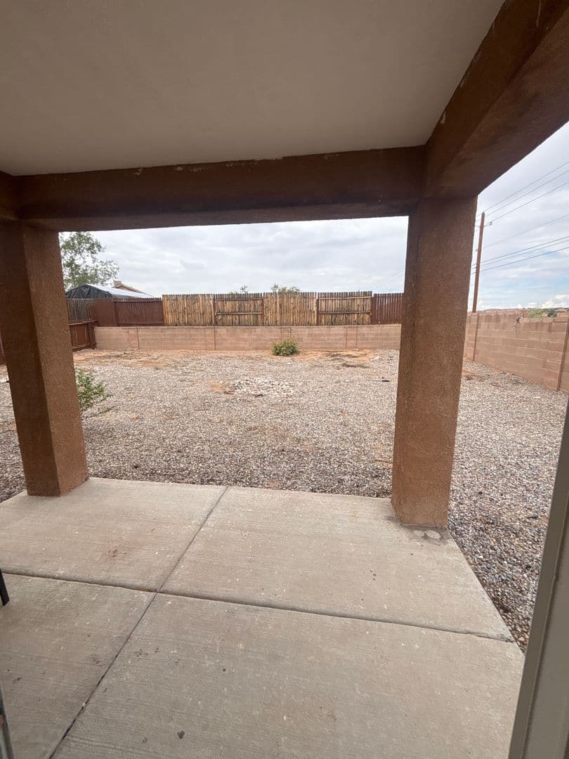 Rio Rancho House: 4729 Chesapeake Place NE
