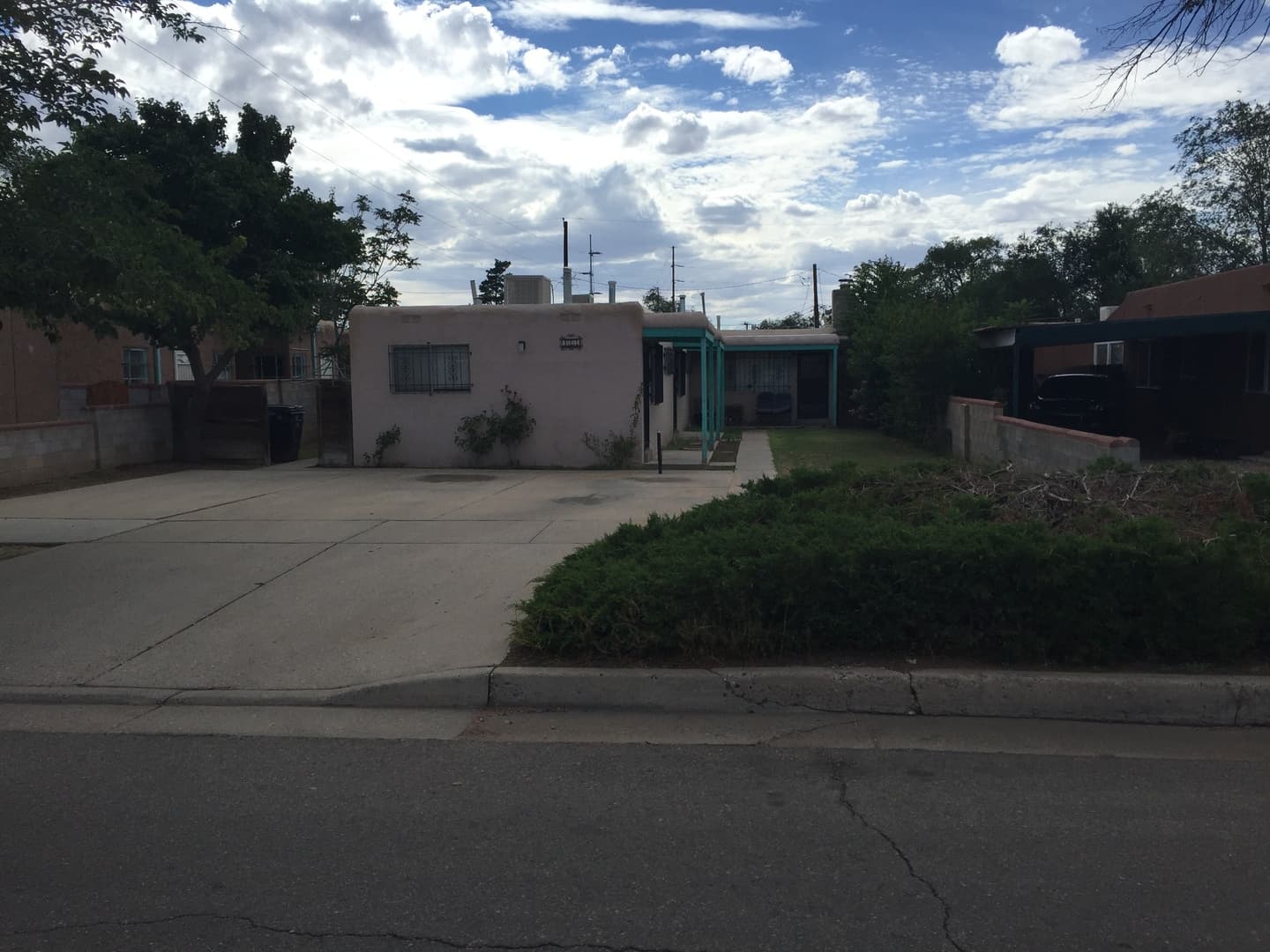 ALBUQUERQUE Apartment: 427 STANFORD DR SE