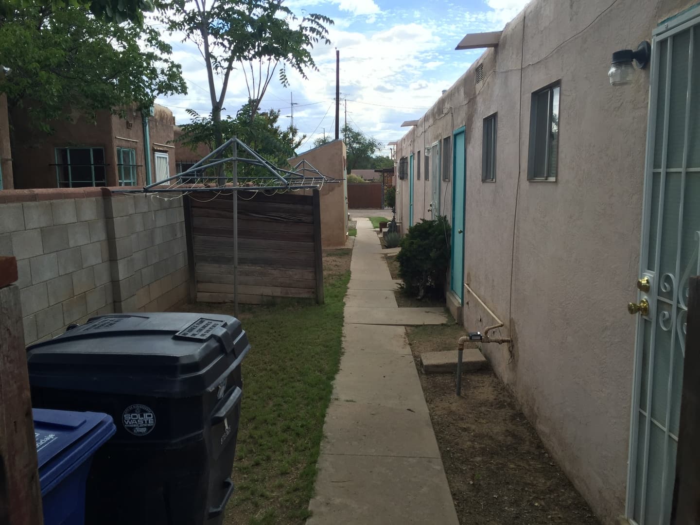 ALBUQUERQUE Apartment: 427 STANFORD DR SE