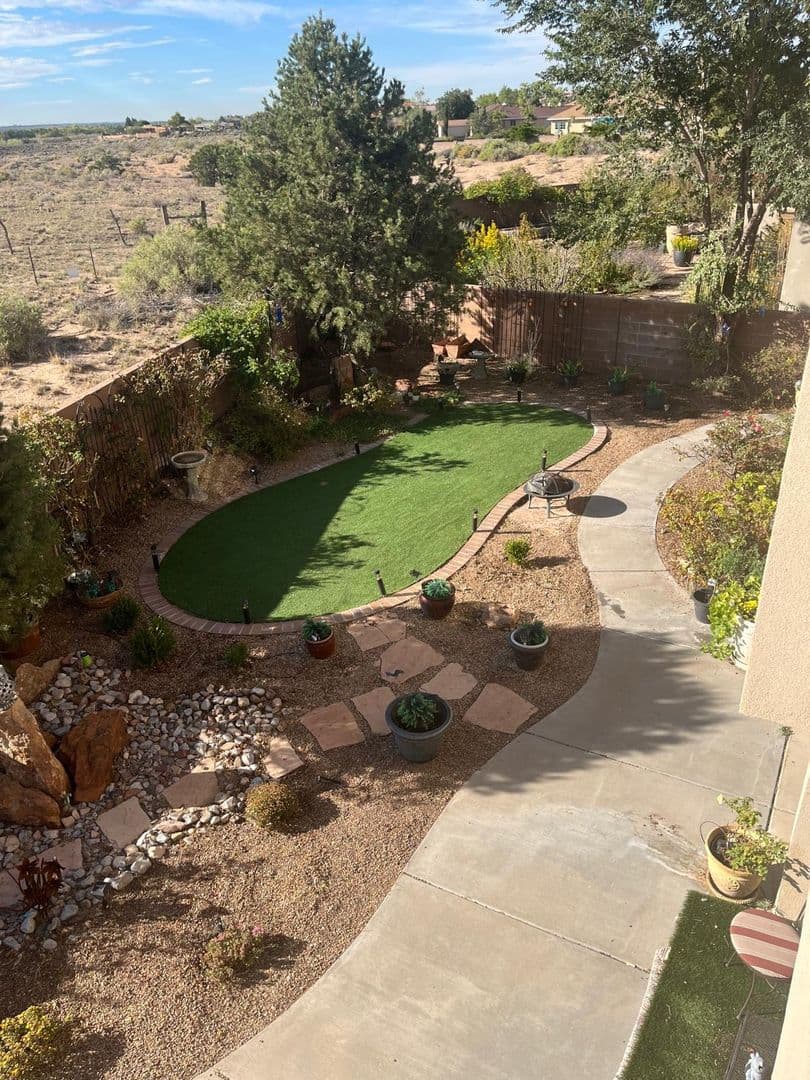 Bernalillo House: 1124 San Augustin