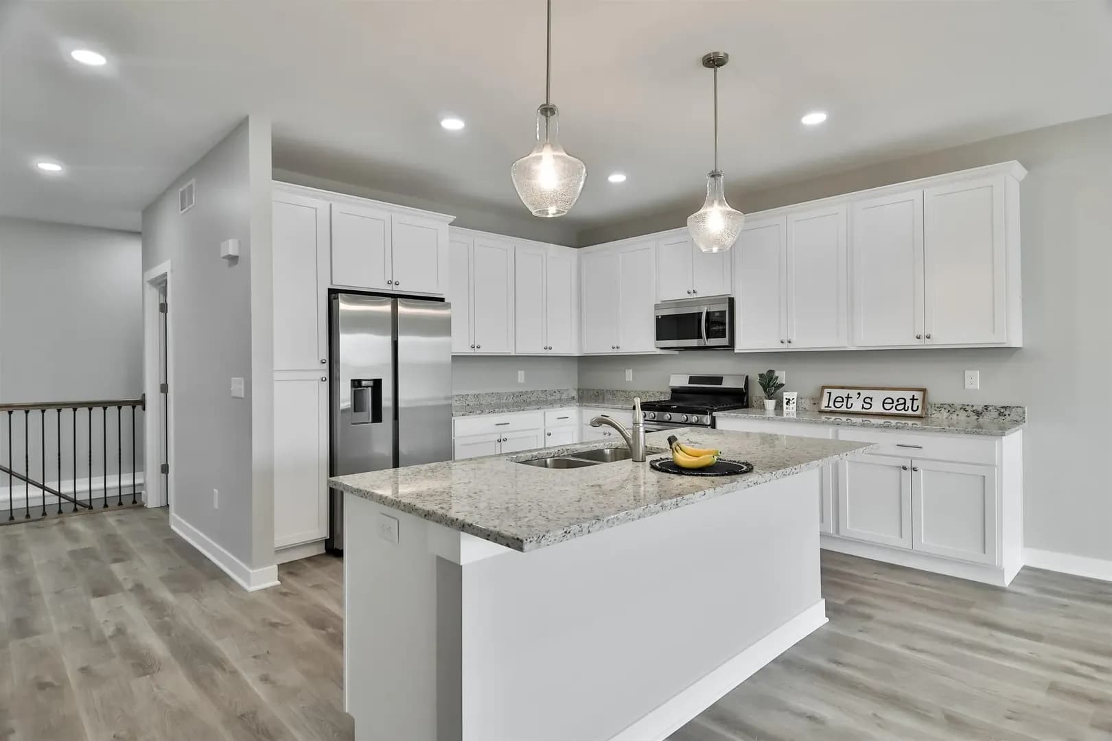 Roscoe Apartment: 4711 Prairie Rose Drive