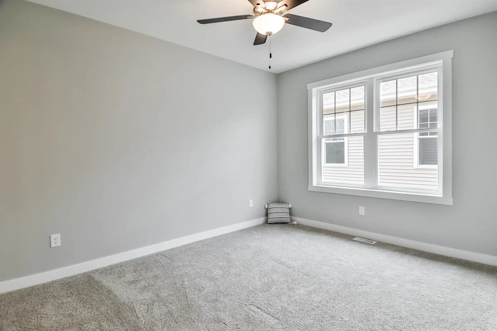 Roscoe Apartment: 4711 Prairie Rose Drive