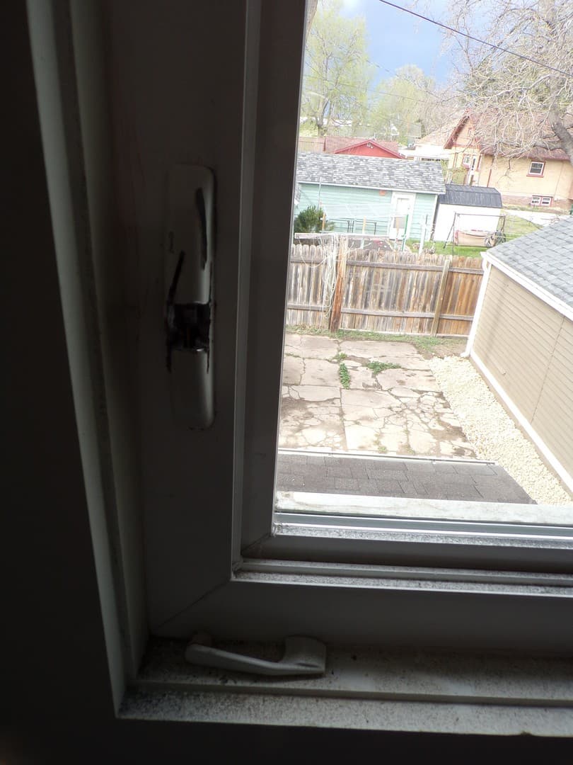 Sterling Apartment: 501 N 4th St