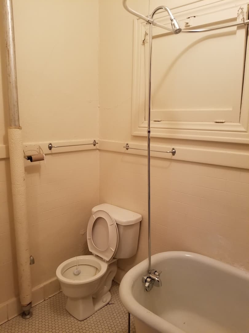 Sterling Apartment: 205 Lincoln St