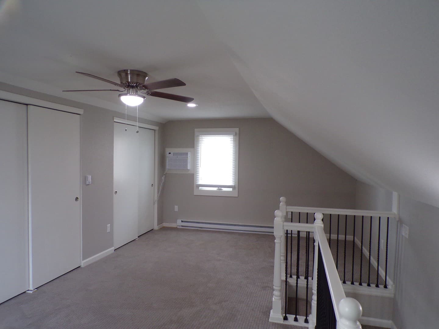 Sterling Apartment: 501 N 4th St