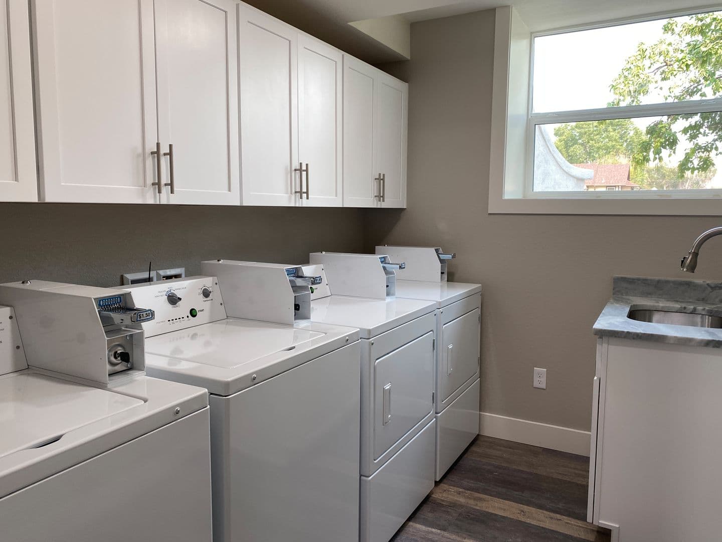 Sterling Apartment: 916 S 7th Ave