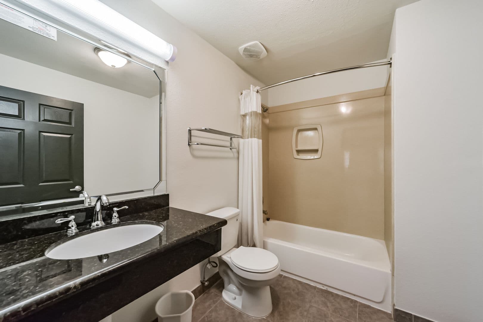 Houston Apartment: 1025 Swanson St.