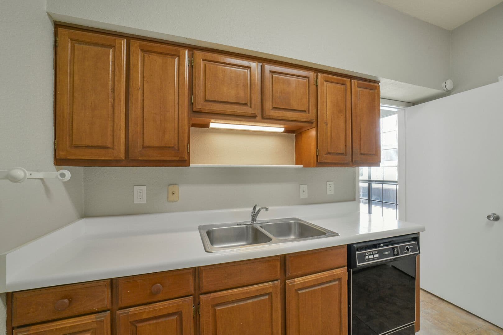 Houston Condo: 2400 N. Braeswood Blvd., Unit 213