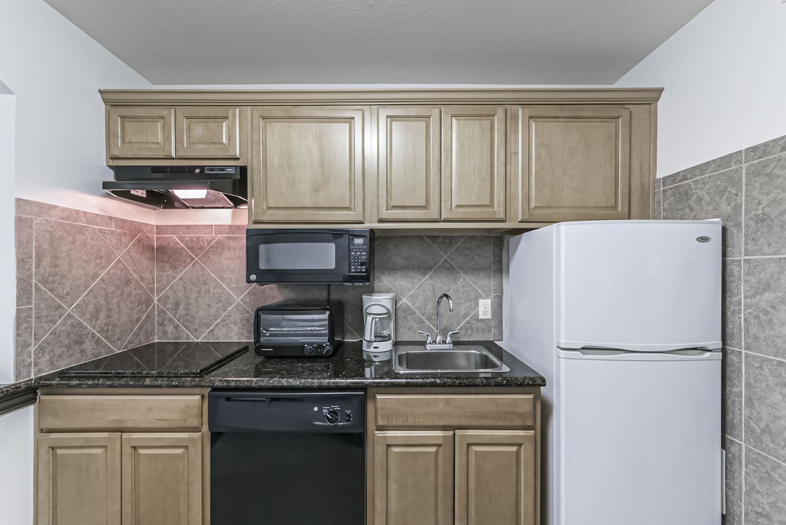 Houston Apartment: 1025 Swanson St.