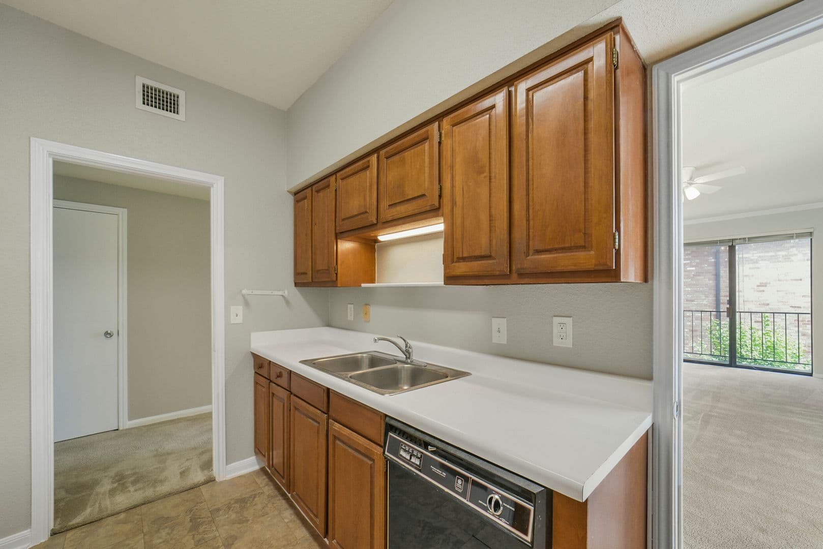 Houston Condo: 2400 N. Braeswood Blvd., Unit 213