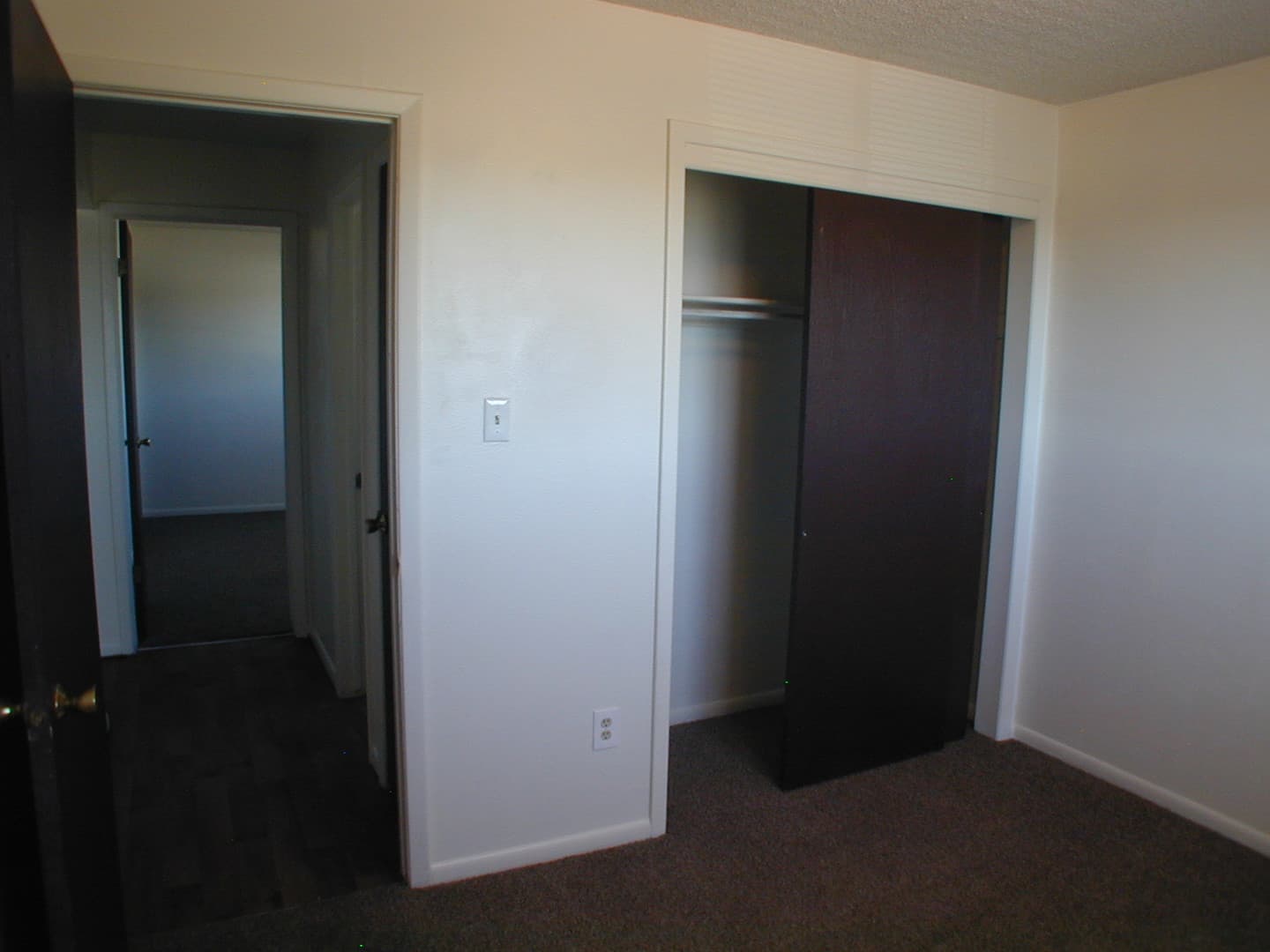 Cheyenne Apartment: 4600-01-11-12 Hilltop Ave.