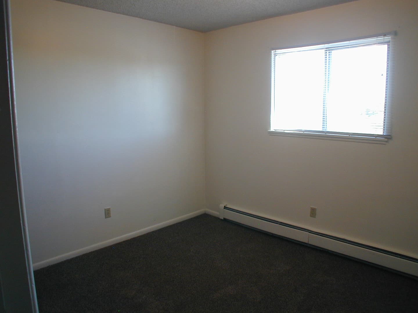 Cheyenne Apartment: 4600-01-11-12 Hilltop Ave.