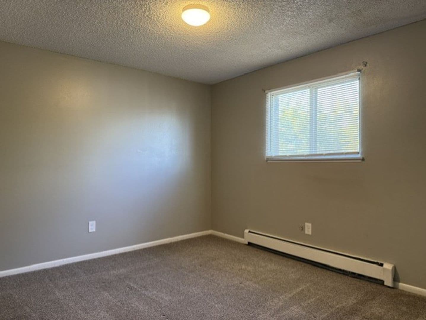 Cheyenne Apartment: 4600-01-11-12 Hilltop Ave.