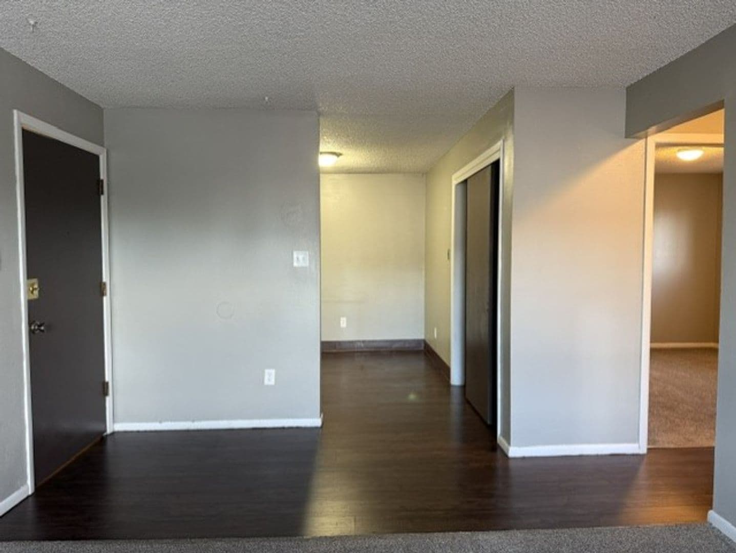 Cheyenne Apartment: 4600-01-11-12 Hilltop Ave.