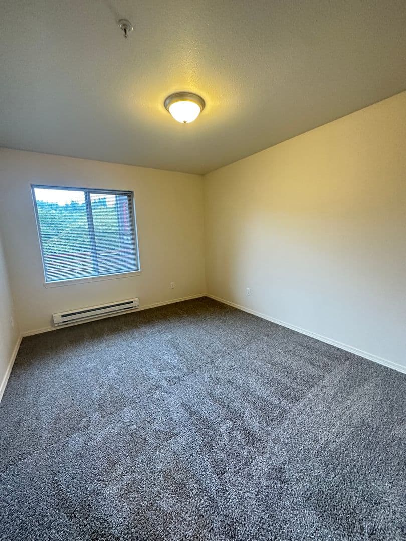 Granite Falls Apartment: 10110 Mountain Loop Highway