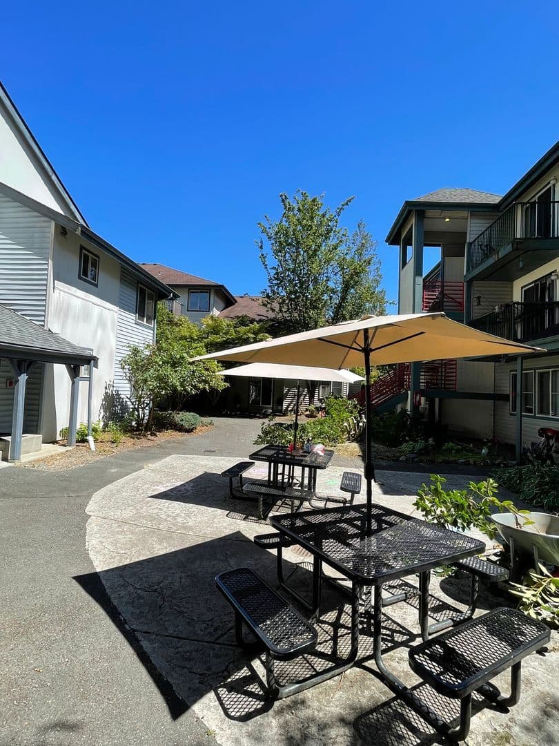 Granite Falls Apartment: 10110 Mountain Loop Highway