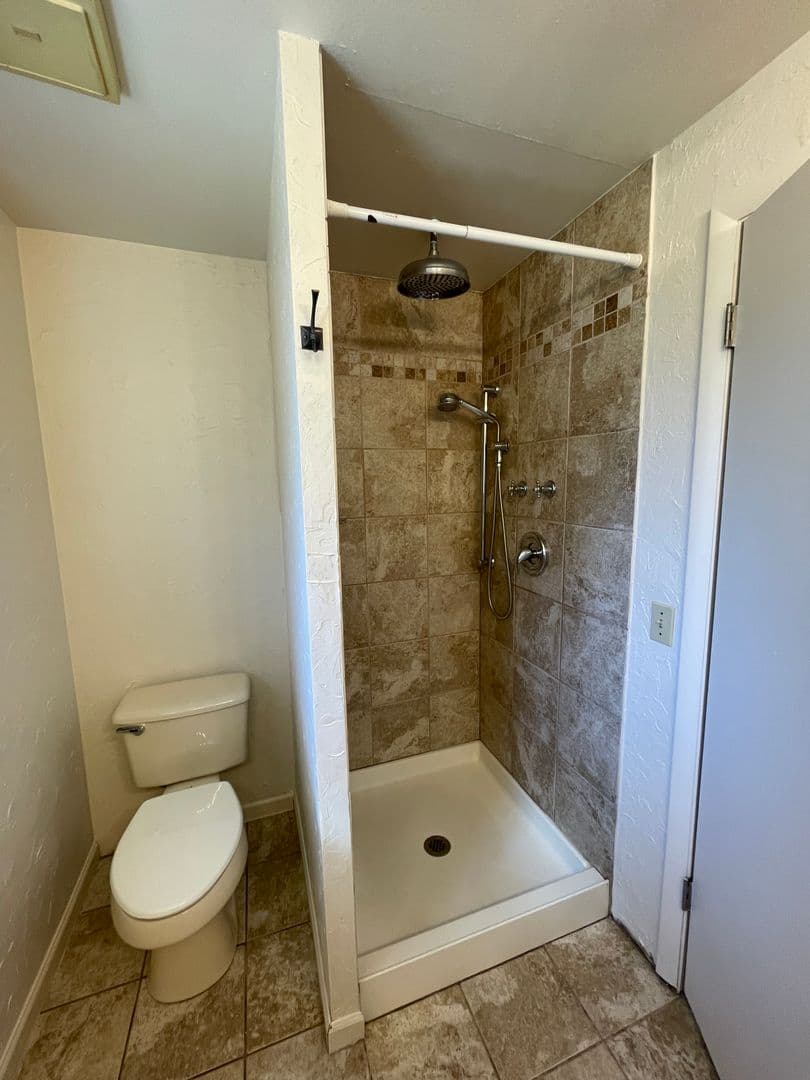 Marysville House: 5409 80th St NE