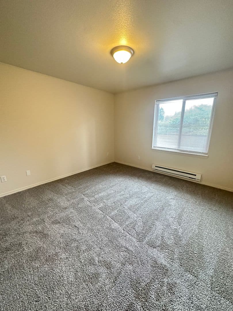 Granite Falls Apartment: 10110 Mountain Loop Highway