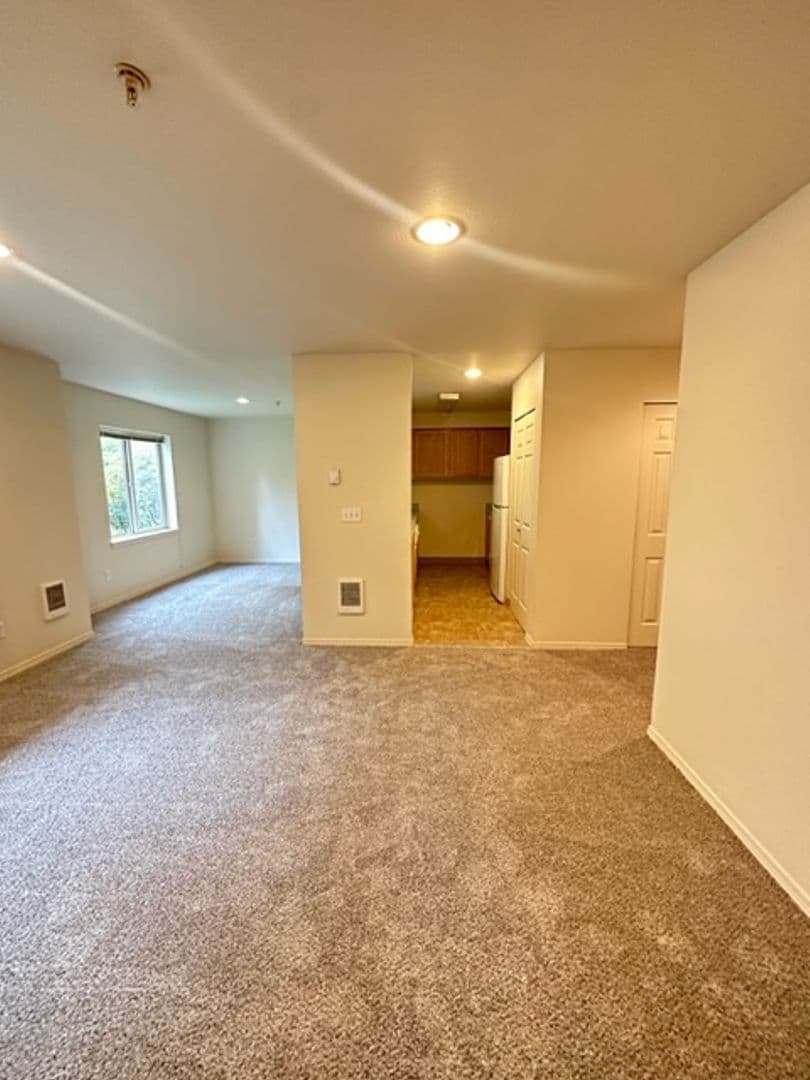 Granite Falls Apartment: 10110 Mountain Loop Highway