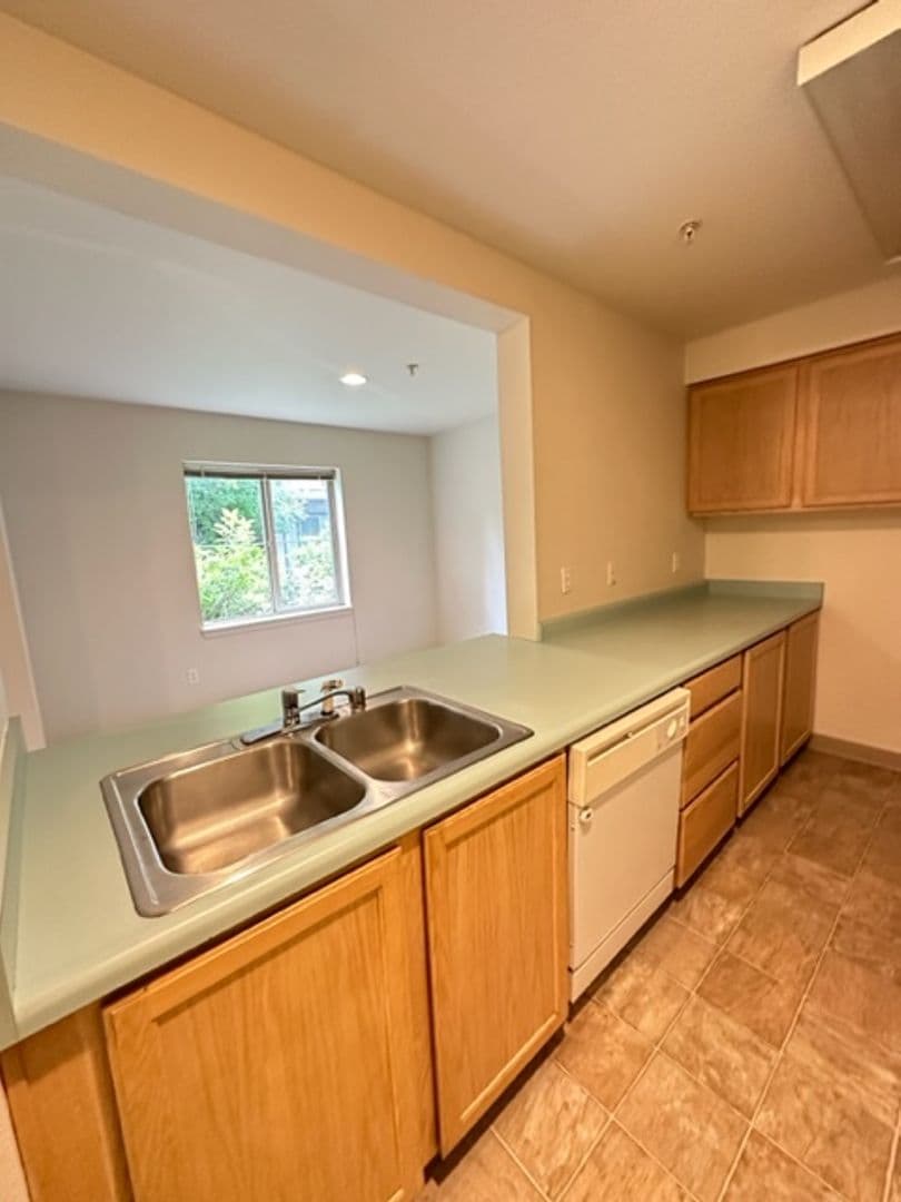 Granite Falls Apartment: 10110 Mountain Loop Highway