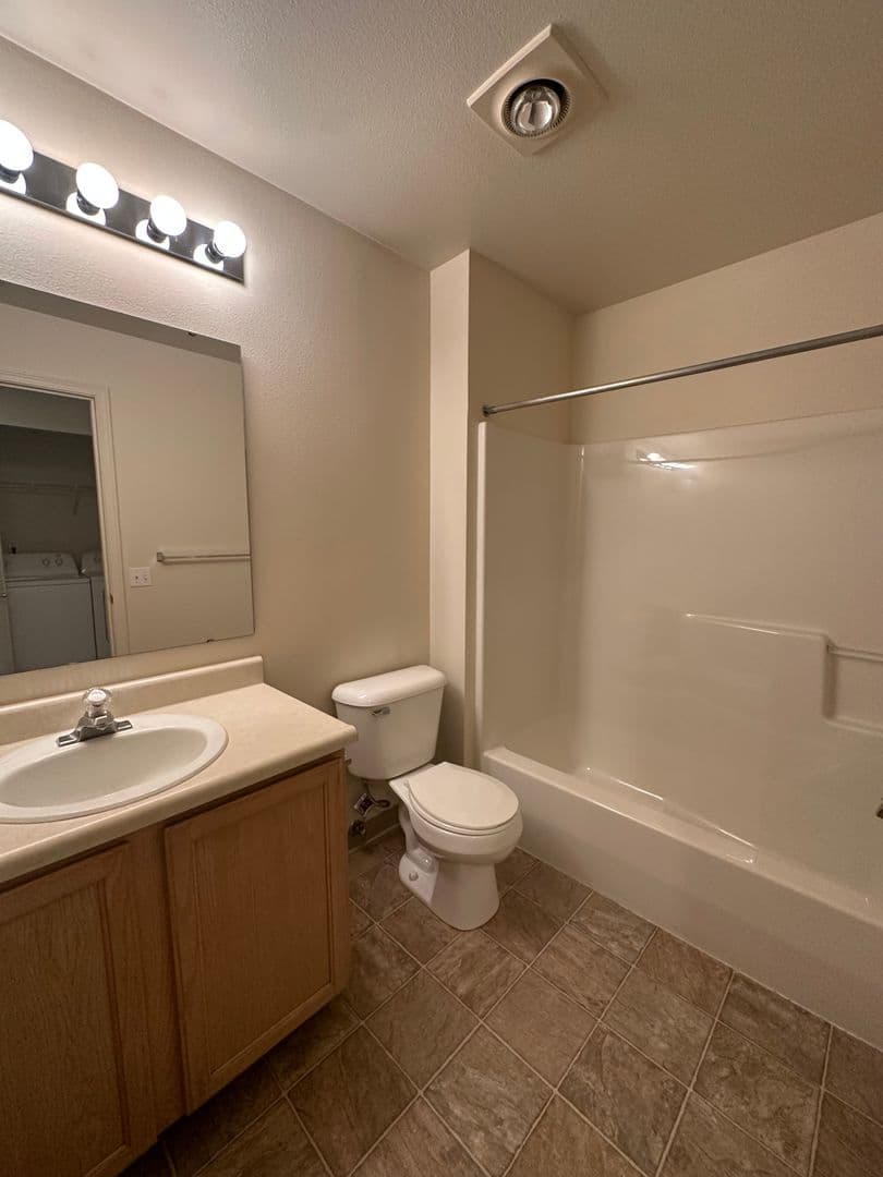 Granite Falls Apartment: 10110 Mountain Loop Highway