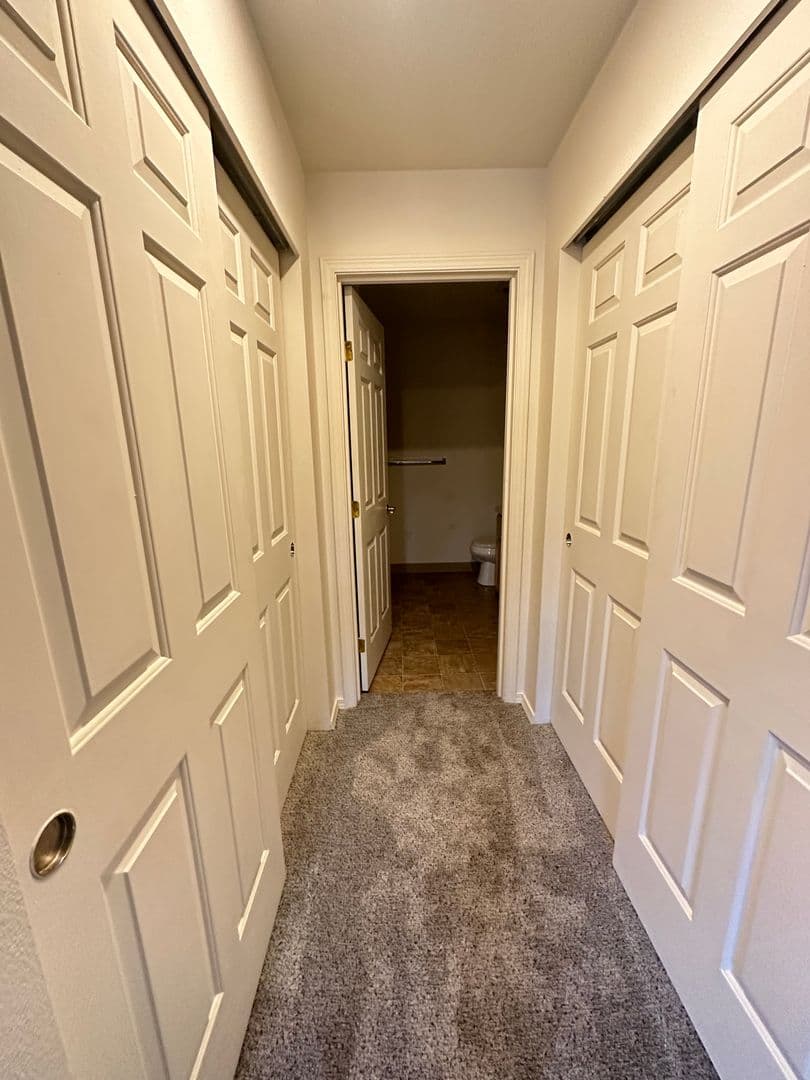 Granite Falls Apartment: 10110 Mountain Loop Highway
