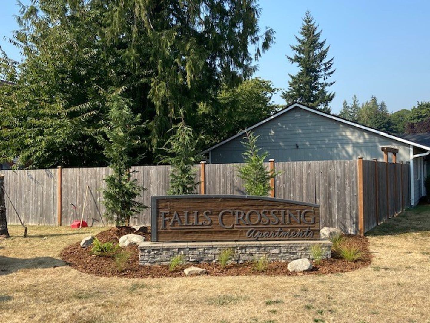 Granite Falls Apartment: 10110 Mountain Loop Highway