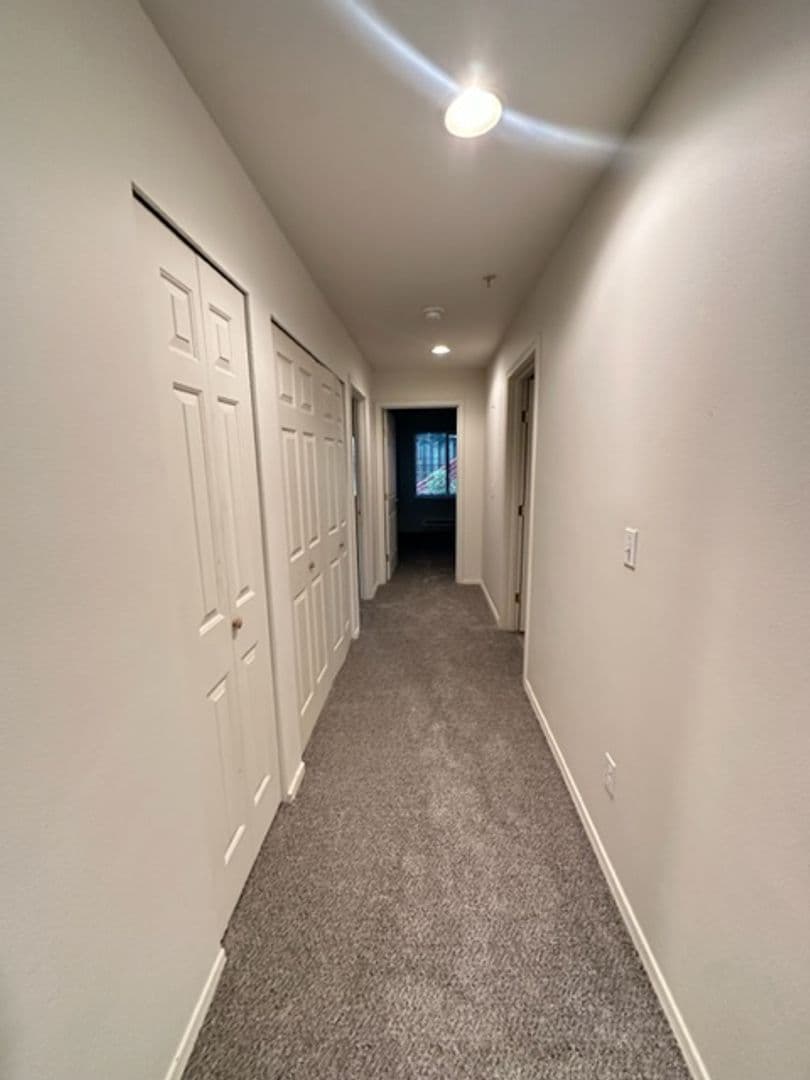 Granite Falls Apartment: 10110 Mountain Loop Highway