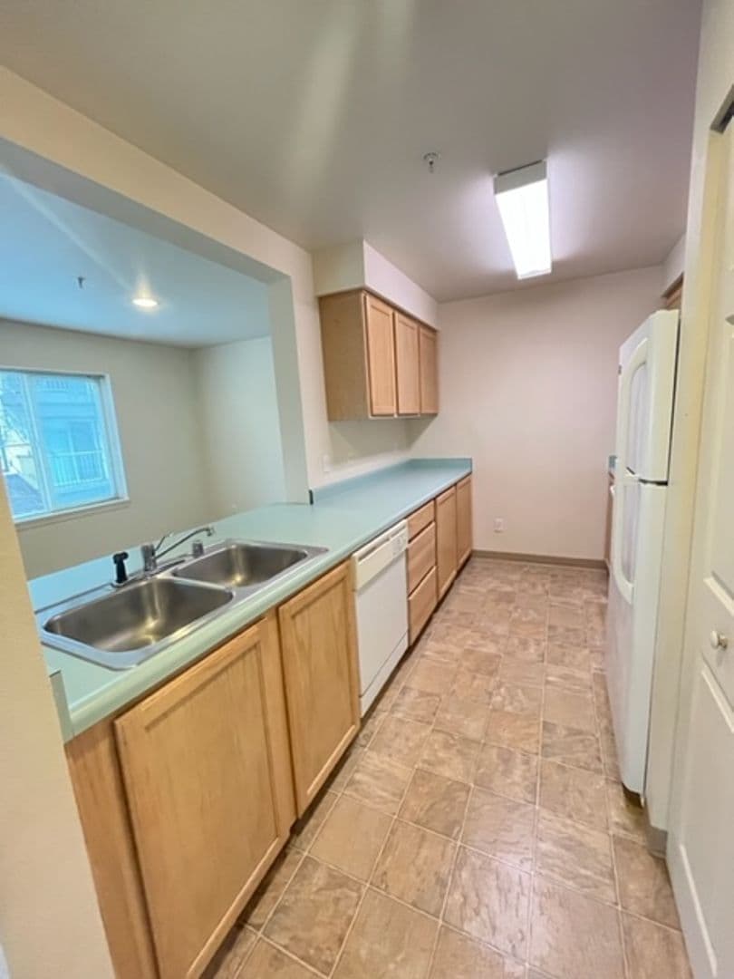 Granite Falls Apartment: 10110 Mountain Loop Highway