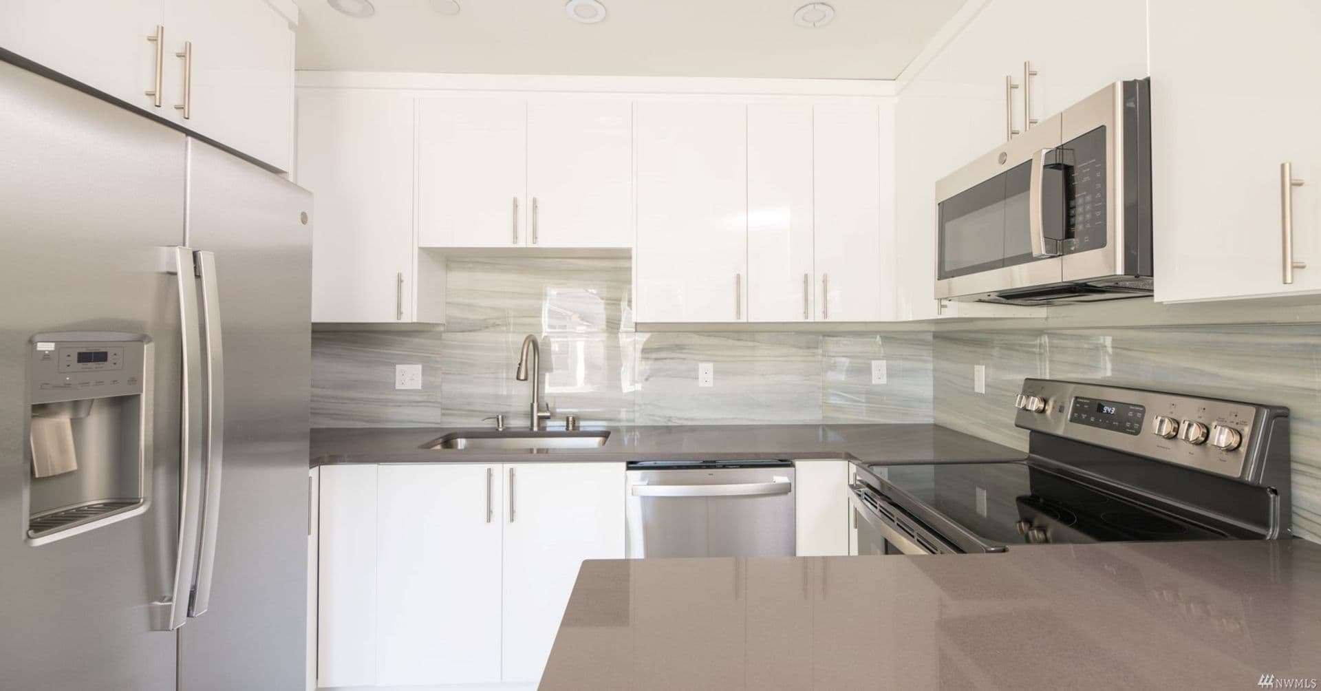 Marysville Apartment: 4779 100th St NE
