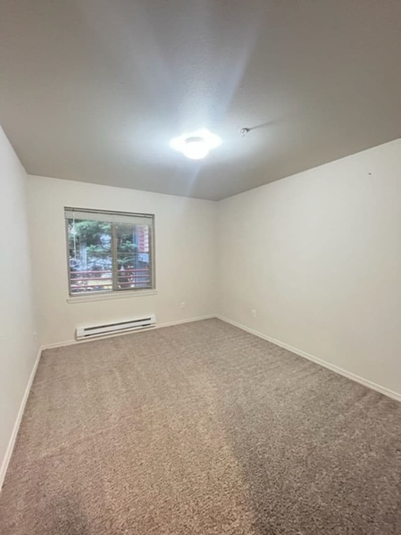 Granite Falls Apartment: 10110 Mountain Loop Highway
