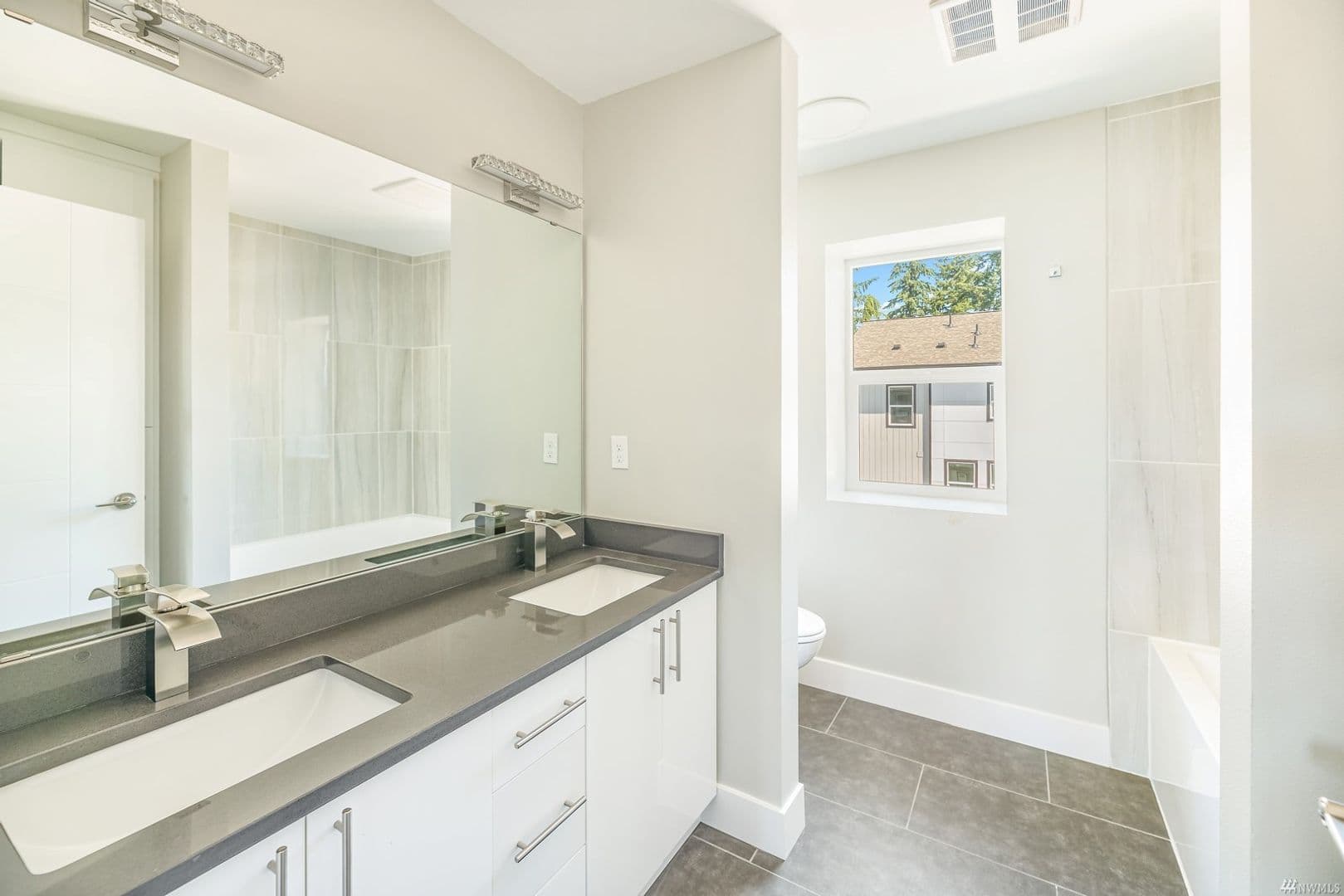 Marysville Apartment: 4779 100th St NE