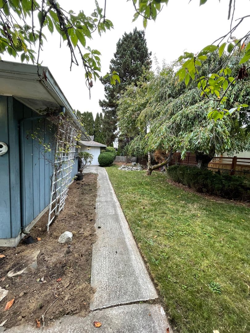 Marysville House: 5409 80th St NE