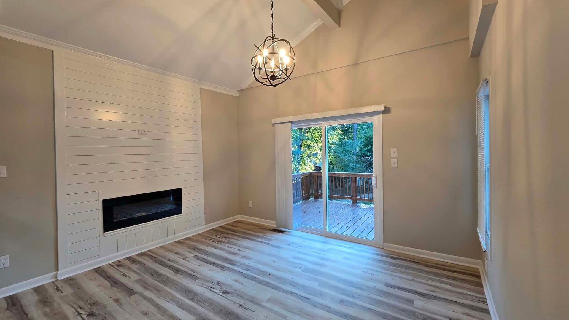 Fayetteville House: 508 Singletary Place