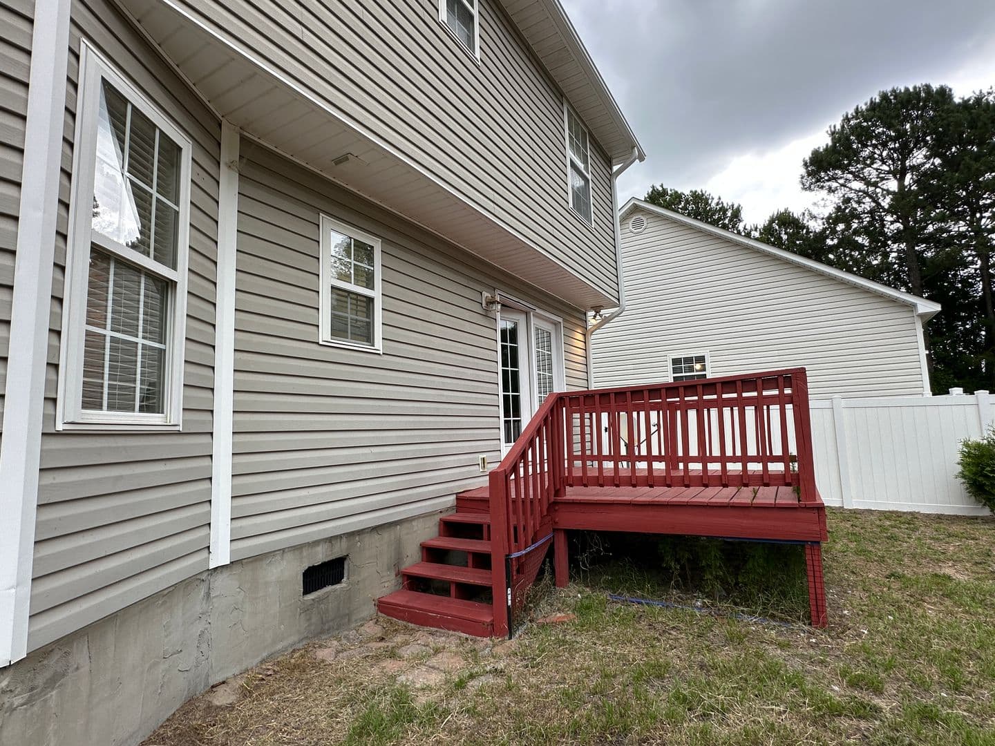 Hope Mills House: 3679 Pioneer Dr