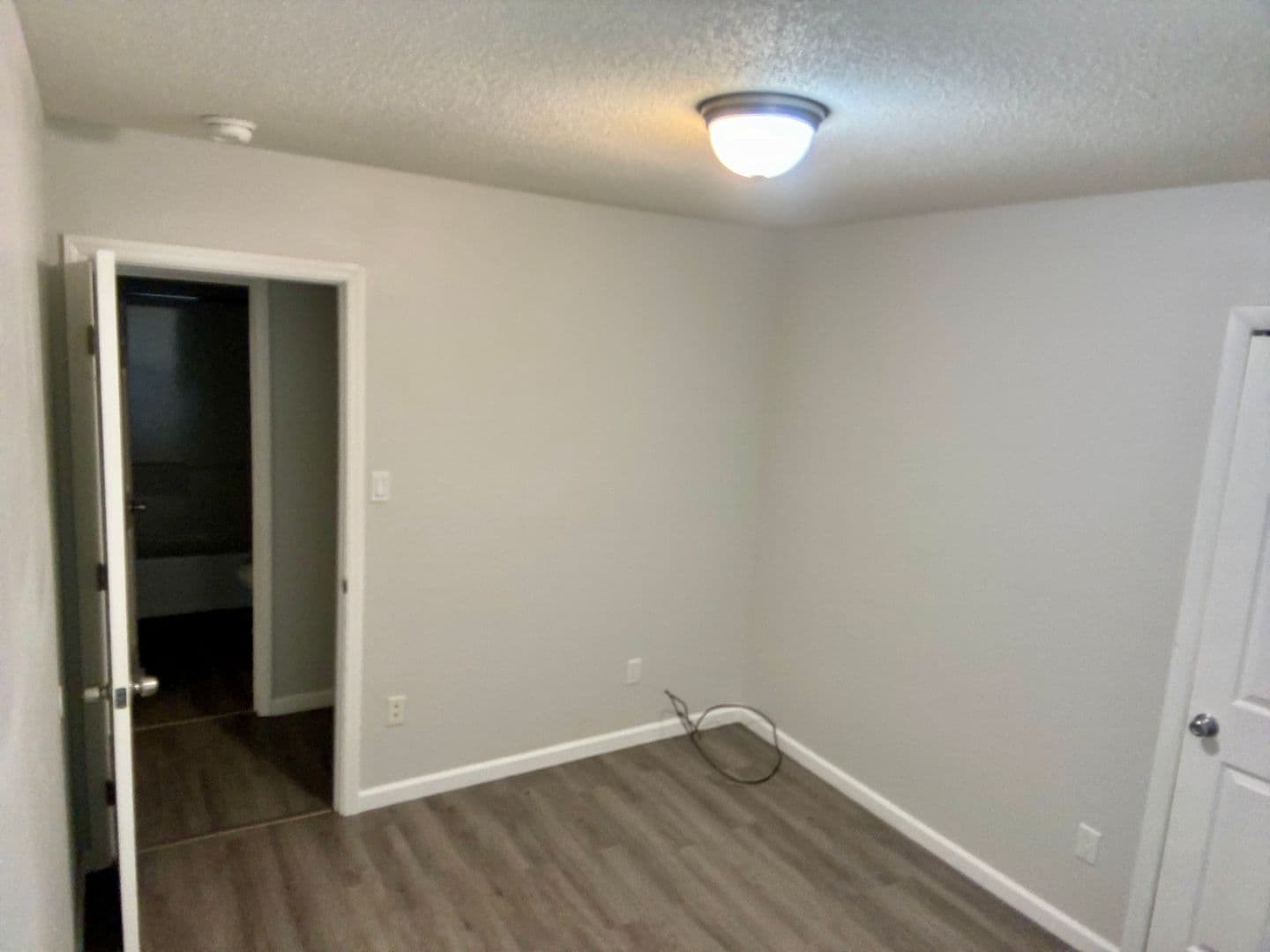 Fayetteville House: 6598 Honeysuckle Dr