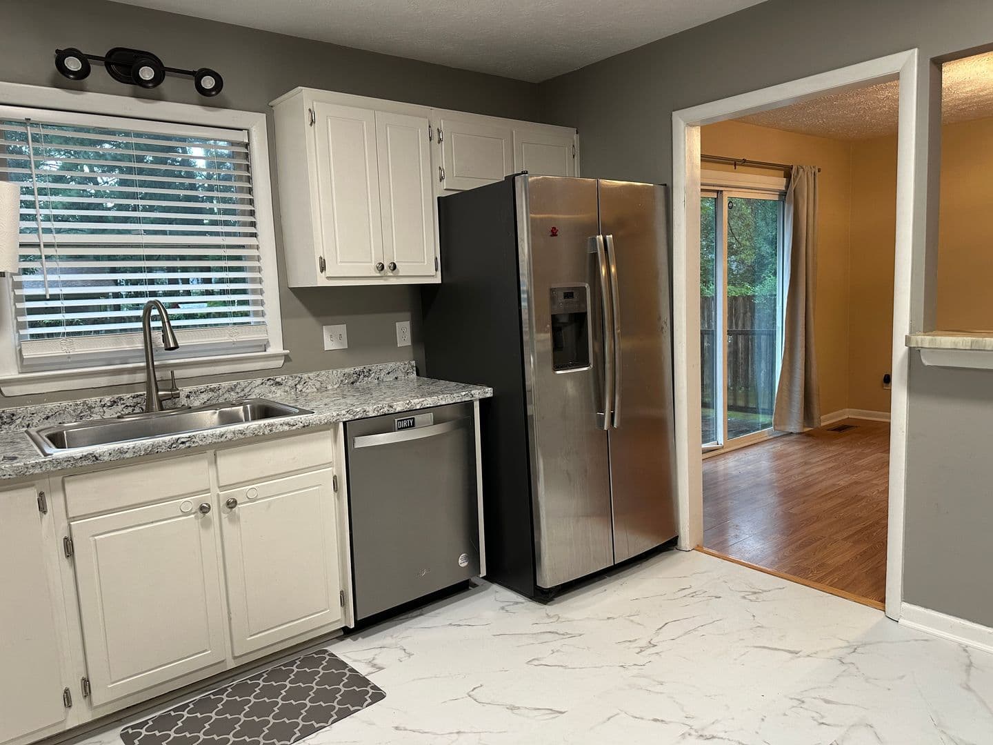 Fayetteville House: 6935 Brockwood St