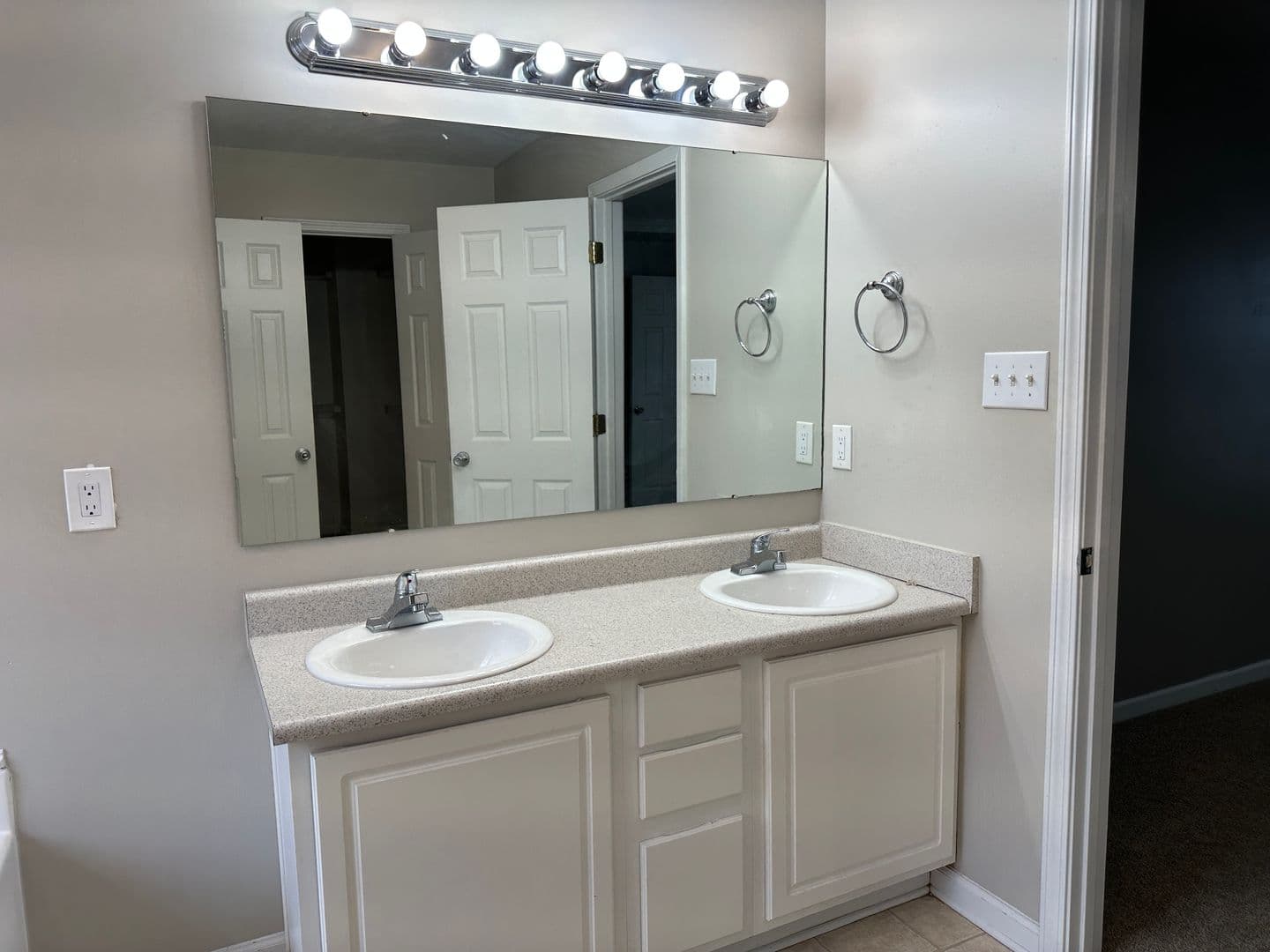 Hope Mills House: 3679 Pioneer Dr