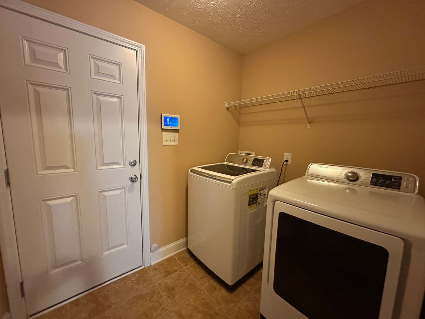 Fayetteville House: 4021 Stretton Ave