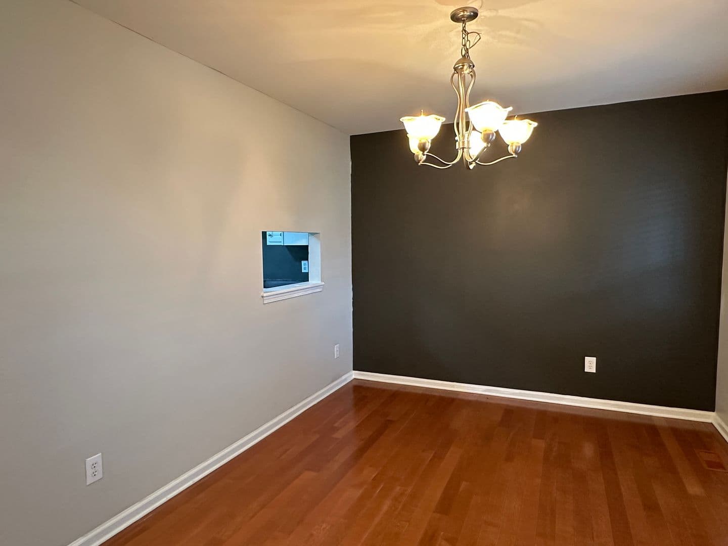 Hope Mills House: 3679 Pioneer Dr
