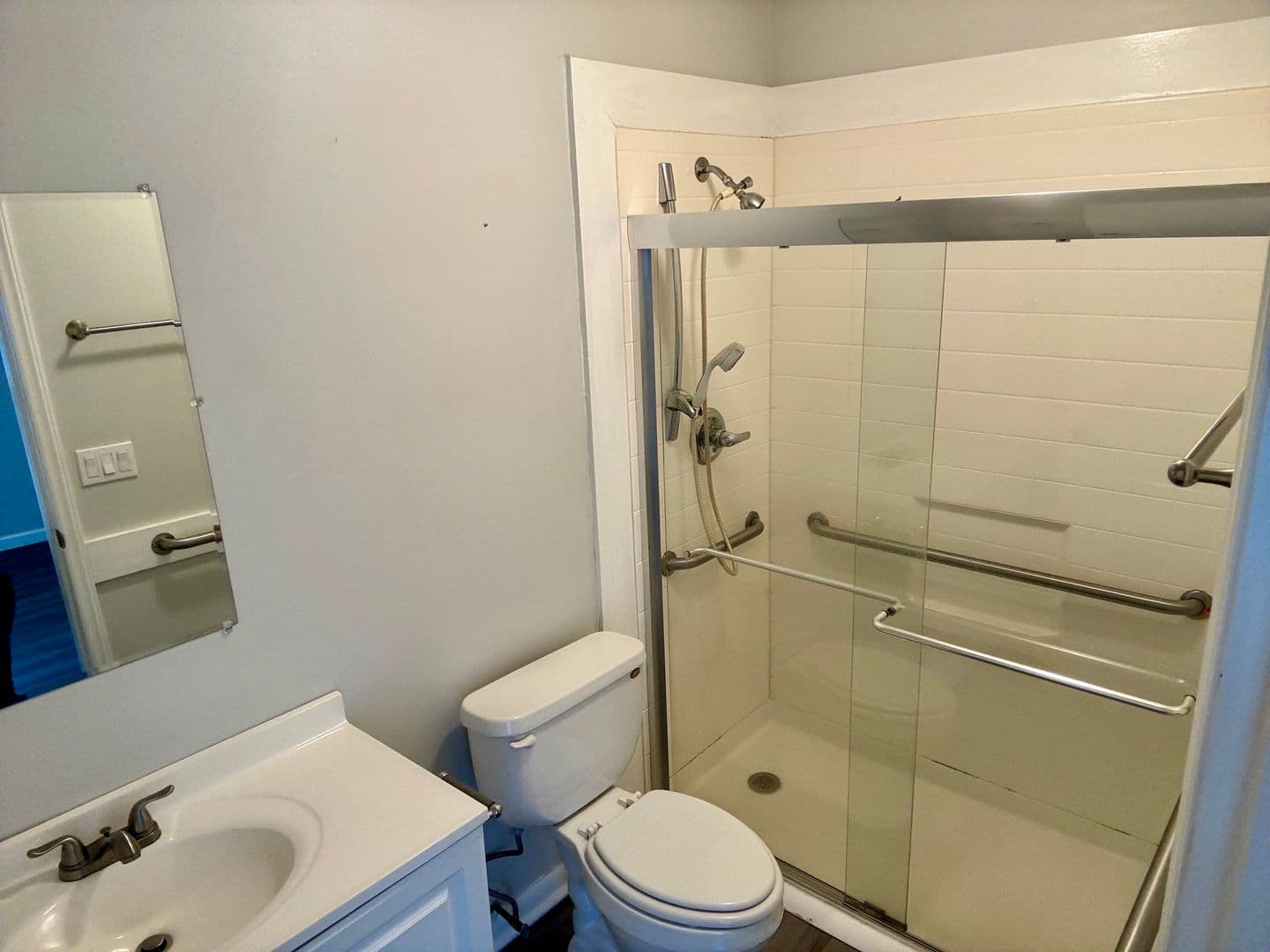 Fayetteville House: 6598 Honeysuckle Dr