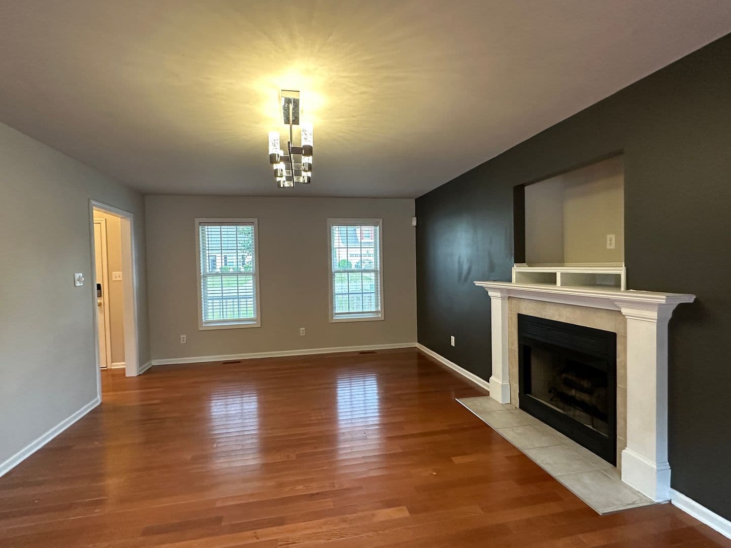 Hope Mills House: 3679 Pioneer Dr