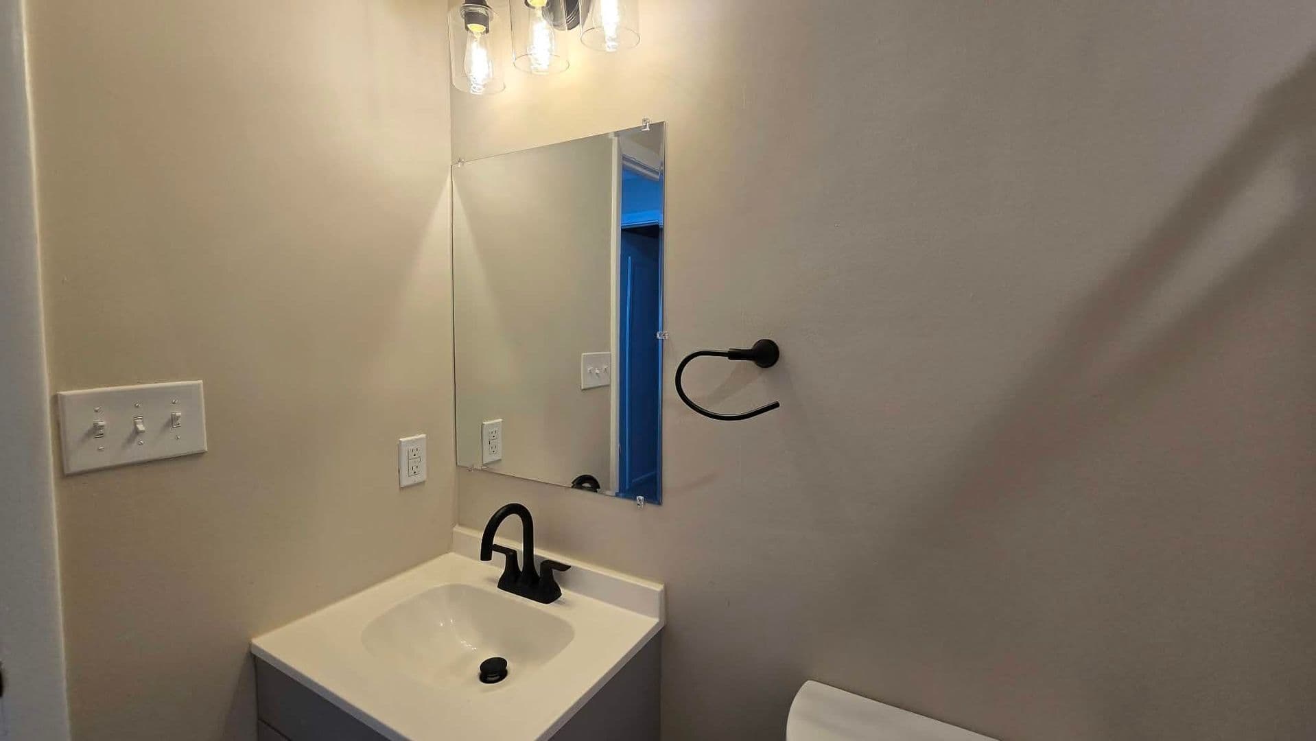 Fayetteville House: 508 Singletary Place