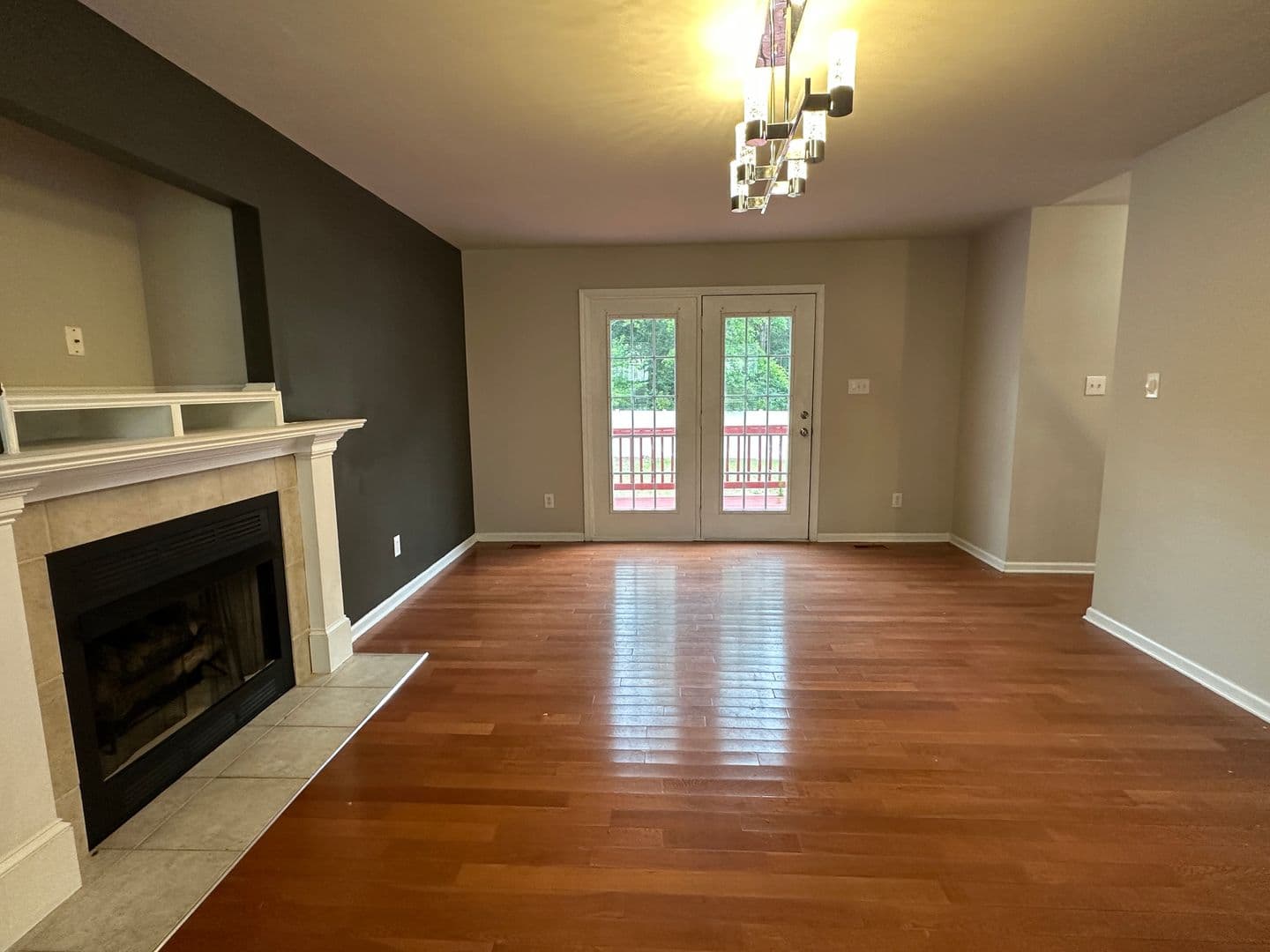 Hope Mills House: 3679 Pioneer Dr