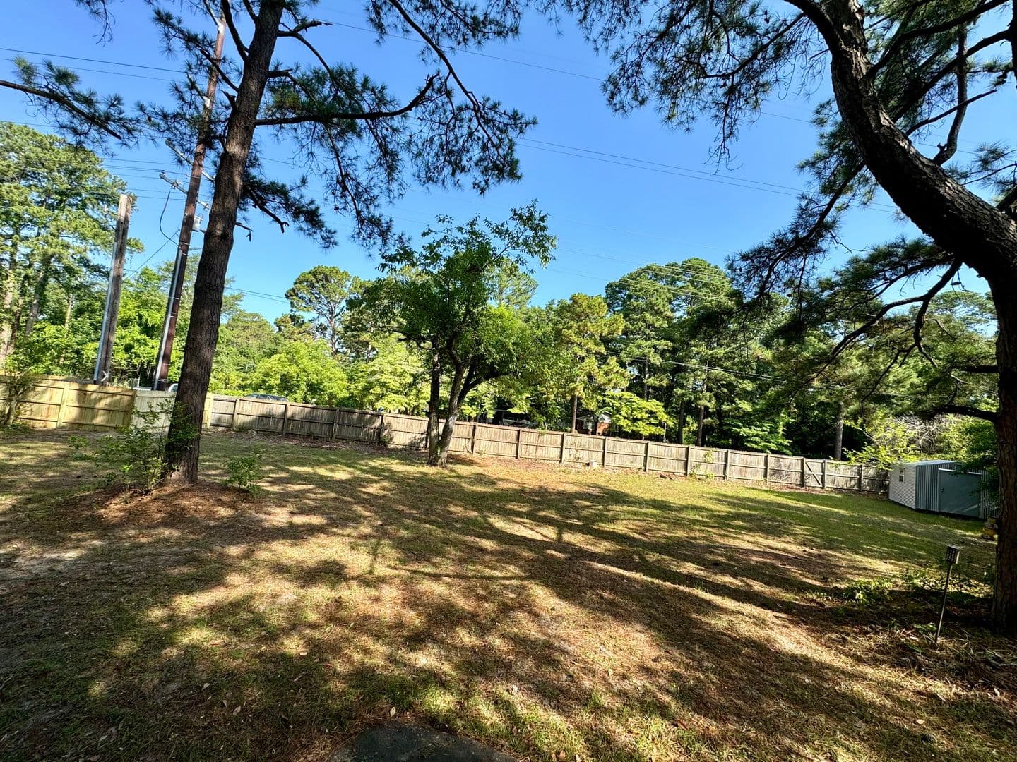 Fayetteville House: 6598 Honeysuckle Dr