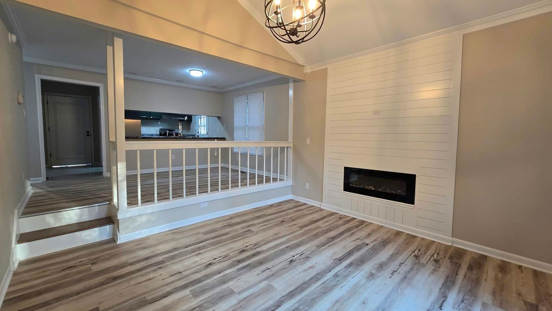 Fayetteville House: 508 Singletary Place