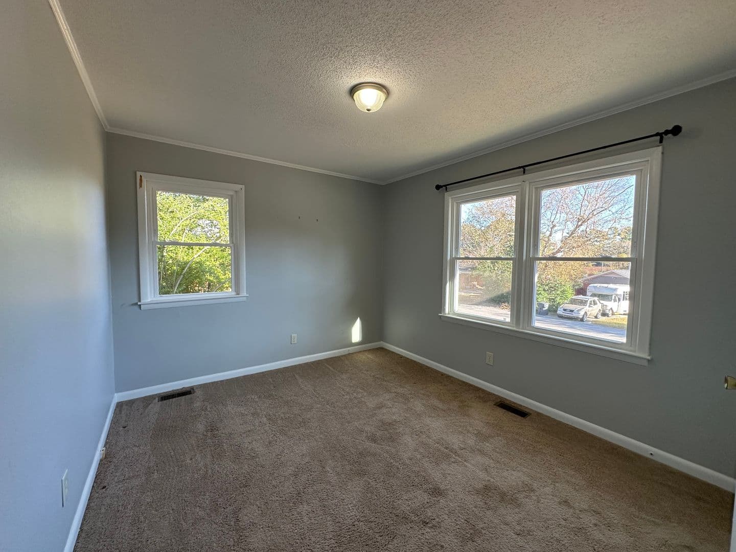Fayetteville House: 1036 Appalachin Dr