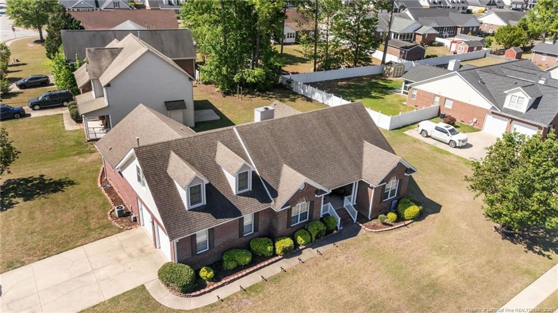 Fayetteville House: 3805 Sunchase Dr