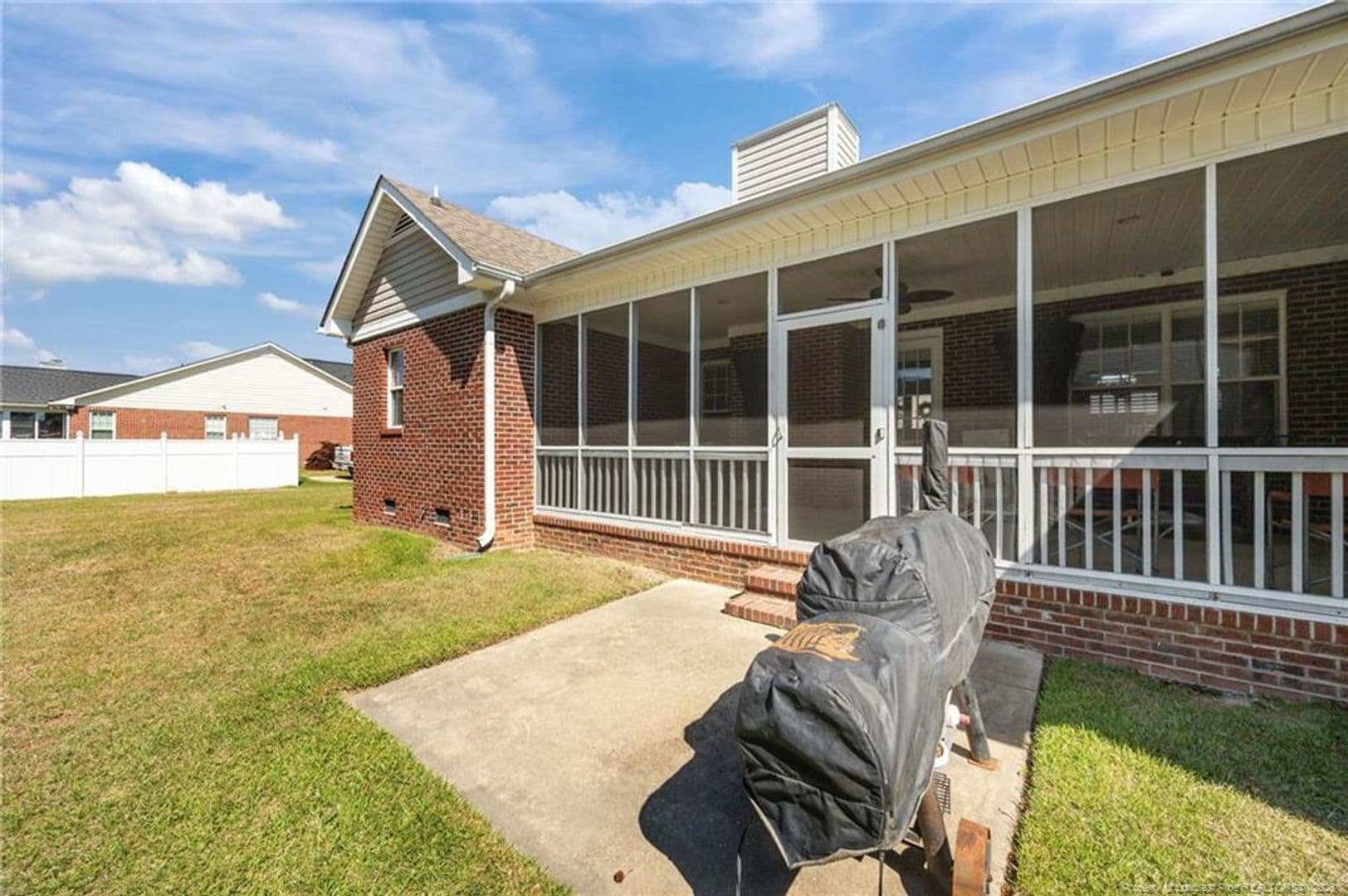 Fayetteville House: 3805 Sunchase Dr