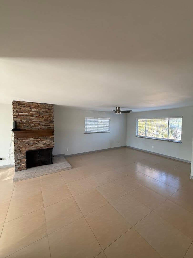Granada Hills House: 11725 Monogram Avenue